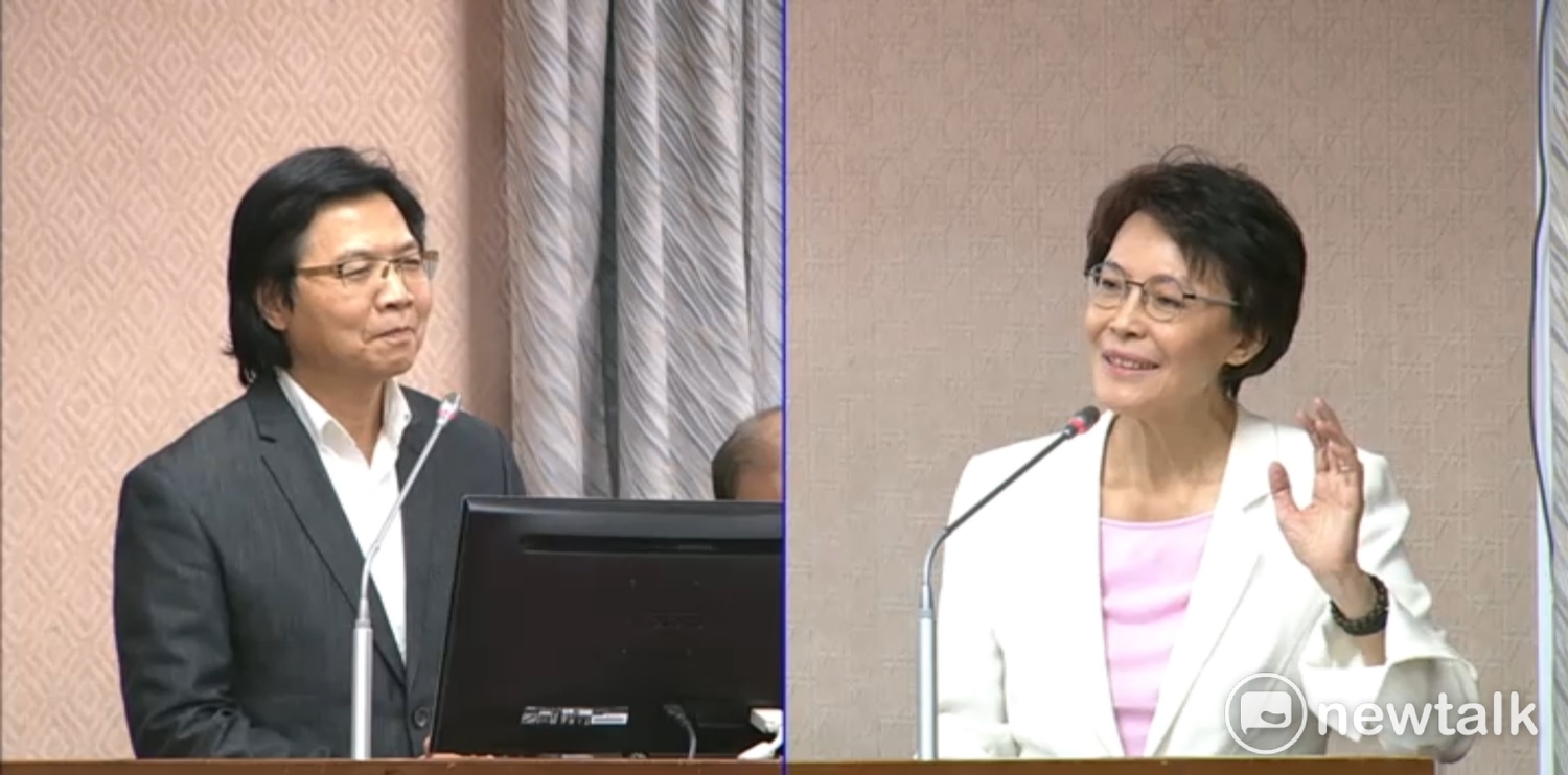 國民黨立委黃昭順昨在內政委員會質詢時,因不滿內政部長葉俊榮不清楚宜蘭農舍問題,脫口而出怒嗆葉俊榮,「你是視障還是耳障」。 圖:翻拍自立法院直播 國民黨立委黃昭順昨在內政委員會質詢時,因不滿內政部長葉俊榮不清楚宜蘭農舍問題,脫口而出怒嗆葉俊榮,「你是視障還是耳障」。 圖:翻拍自立法院直播