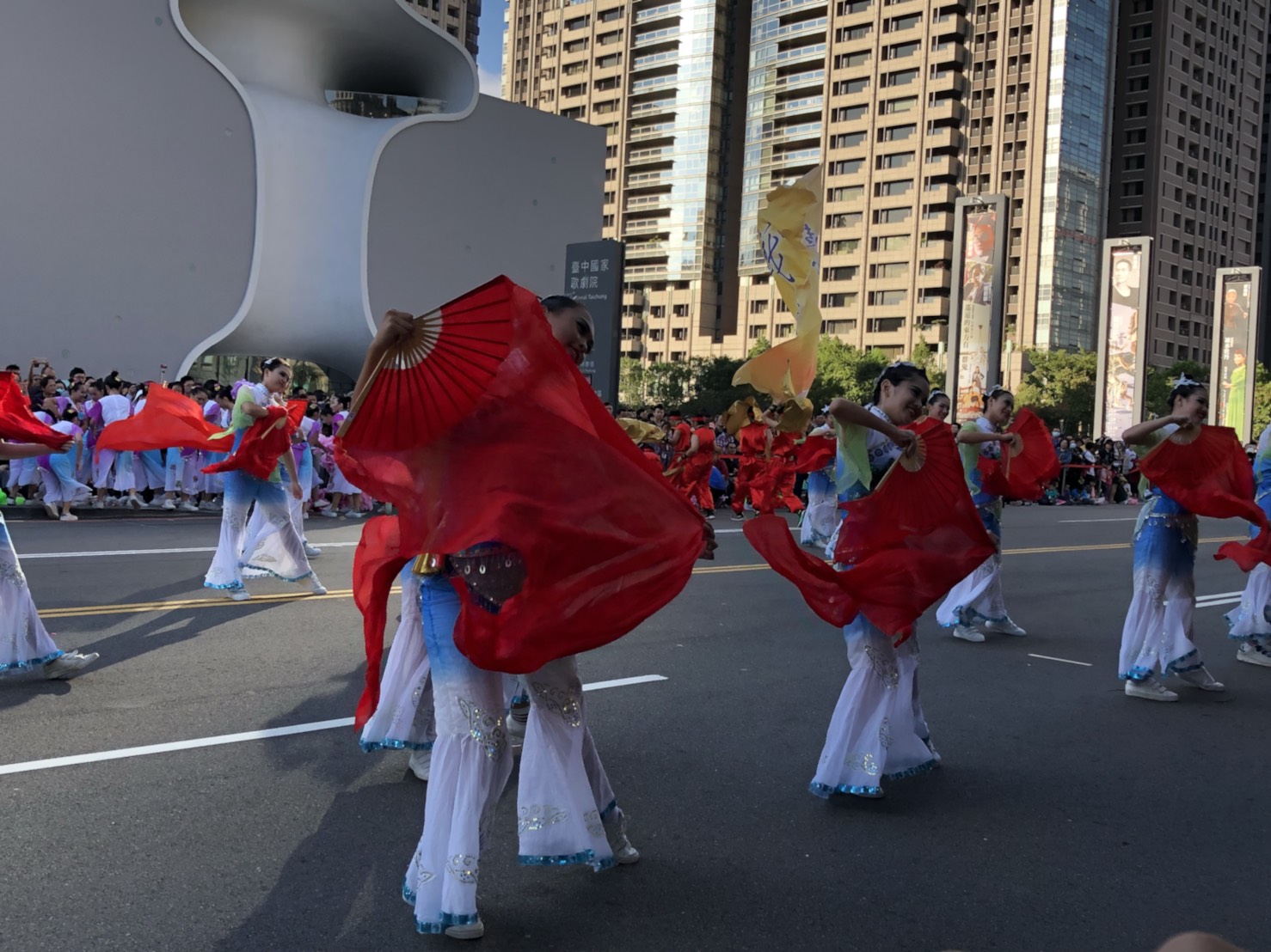 2017國際踩舞祭,嘉義東吳高職《花young台灣》。 圖:王鵬宇/攝 2017國際踩舞祭,嘉義東吳高職《花young台灣》。 圖:王鵬宇/攝