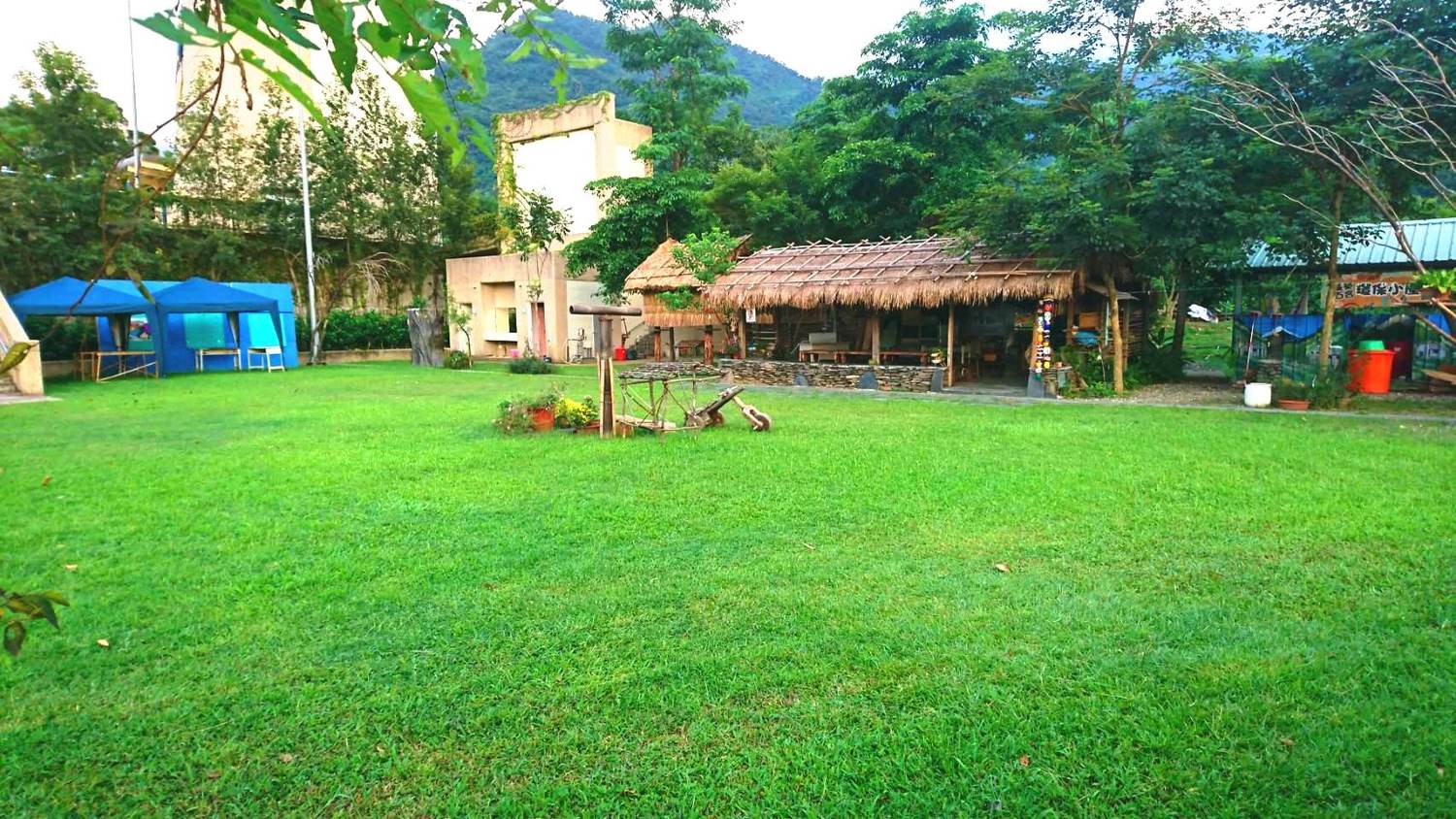 露營地管理作業要點規範許多土地利用事項,包括露營地位於山坡地、原民保留區、集水區等限制開發事項及涉及都市計畫、水土保持法、山坡地利用條例等,都應依相關規定辦理。(圖為長榮百合露營區) 圖:屏東縣政府/提供 露營地管理作業要點規範許多土地利用事項,包括露營地位於山坡地、原民保留區、集水區等限制開發事項及涉及都市計畫、水土保持法、山坡地利用條例等,都應依相關規定辦理。(圖為長榮百合露營區) 圖:屏東縣政府/提供