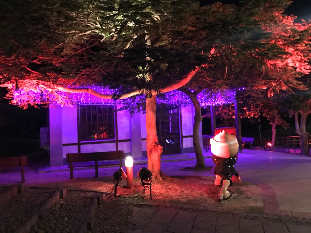 四重溪溫泉季,將在11月25日(周六) 登場,四重溪溫泉公園打造了美麗的燈景裝置。 圖:屏東縣府/提供 四重溪溫泉季,將在11月25日(周六) 登場,四重溪溫泉公園打造了美麗的燈景裝置。 圖:屏東縣府/提供