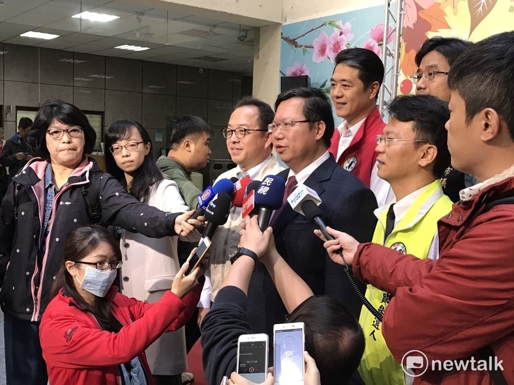 桃園市國民黨市議會黨團今(27)日「反對核食進入桃園 」的批評,桃園市長鄭文燦面對詢問表示,每個友好城市受邀參加桃園農博,都是呈色綠農業、綠色生活「不是賣農產品,這個道理很清楚」。 桃園市國民黨市議會黨團今(27)日「反對核食進入桃園 」的批評,桃園市長鄭文燦面對詢問表示,每個友好城市受邀參加桃園農博,都是呈色綠農業、綠色生活「不是賣農產品,這個道理很清楚」。