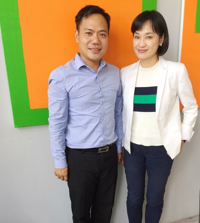 國民黨籍立委柯志恩(右)這一年來,對參選屏東縣長、屏東市長等選舉議題,皆表示沒有意願。 圖 : 林育先/提供 國民黨籍立委柯志恩(右)這一年來,對參選屏東縣長、屏東市長等選舉議題,皆表示沒有意願。 圖 : 林育先/提供