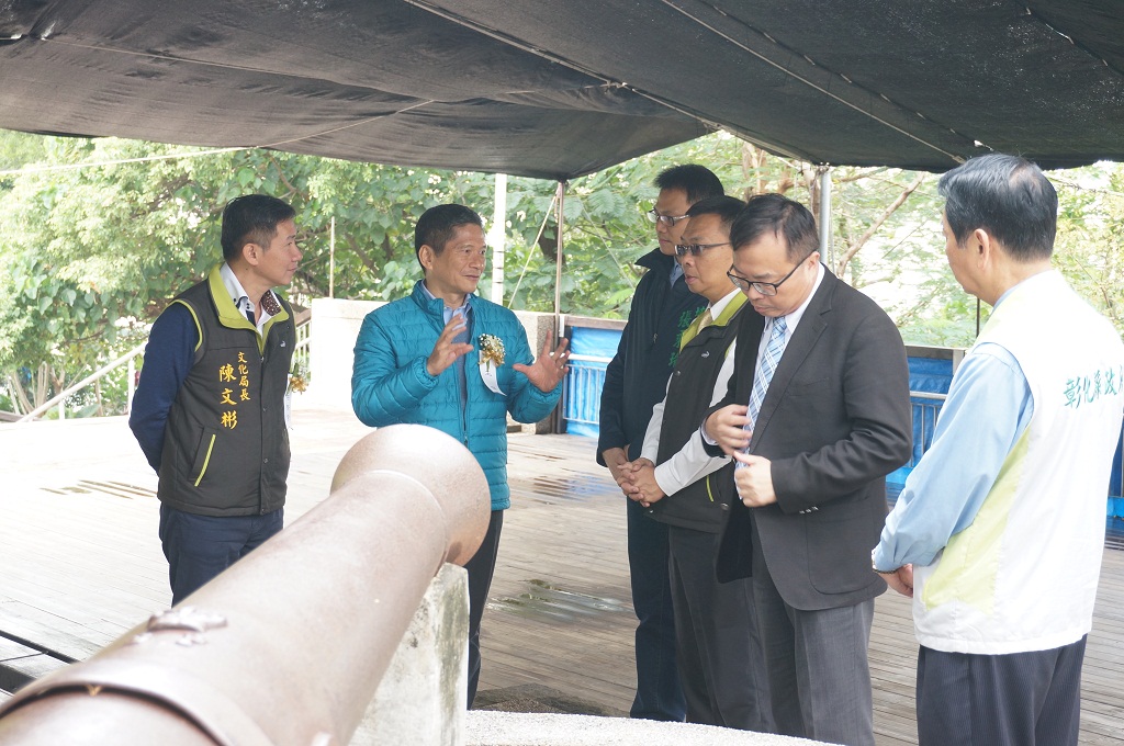 李永得與陳文彬(左一)、(左三起)埔心鄉長張乘瑜、副縣長林明裕、立法委員洪宗熠等人就彰化地區客家文化、史料之復振問題交換意見。 圖:客委會/提供 李永得與陳文彬(左一)、(左三起)埔心鄉長張乘瑜、副縣長林明裕、立法委員洪宗熠等人就彰化地區客家文化、史料之復振問題交換意見。 圖:客委會/提供