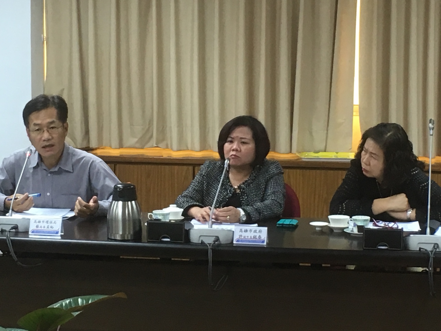 高雄市副市長許銘春拜會中油公司。 高雄市副市長許銘春拜會中油公司。