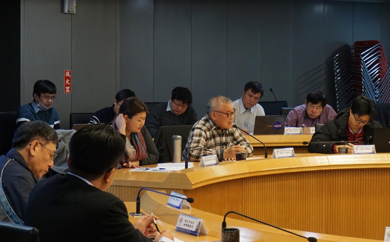 「地熱開發說明會」與會人員現場提問。 圖:新北市政府/提供 「地熱開發說明會」與會人員現場提問。 圖:新北市政府/提供