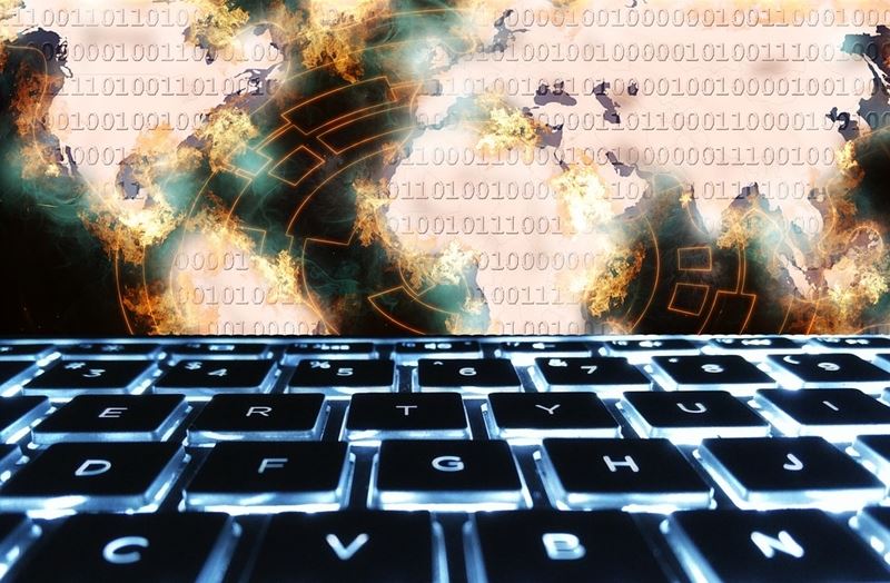 臉書發言人證實,Facebook公司上週刪除與北韓有聯結、名為Lazarus Group的駭客實體相關帳號,讓對方「更難以展開行動」。此為示意圖。 圖 : 取自Pixabay圖庫 臉書發言人證實,Facebook公司上週刪除與北韓有聯結、名為Lazarus Group的駭客實體相關帳號,讓對方「更難以展開行動」。此為示意圖。 圖 : 取自Pixabay圖庫