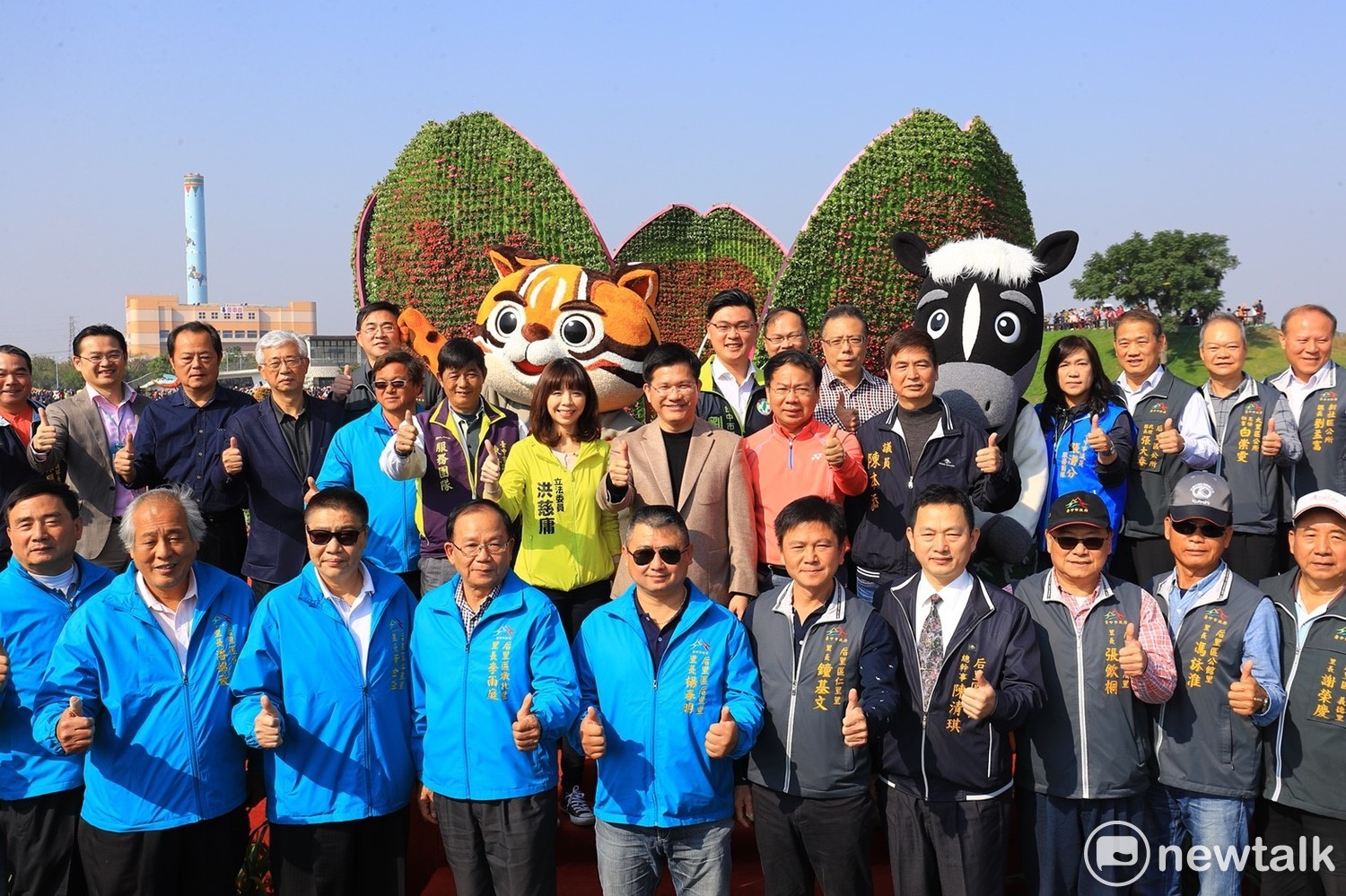 「2017台中國際花毯節」今(23)日開幕,風和日麗,大家共襄盛舉。 圖:王鵬宇/攝 「2017台中國際花毯節」今(23)日開幕,風和日麗,大家共襄盛舉。 圖:王鵬宇/攝