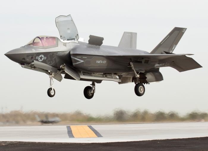 F-35B閃電戰機是世界上第1架超音速STOVL隱形飛機,具有短距起飛/垂直著陸特性。 圖:翻攝洛克希德公司F-35官網 F-35B閃電戰機是世界上第1架超音速STOVL隱形飛機,具有短距起飛/垂直著陸特性。 圖:翻攝洛克希德公司F-35官網