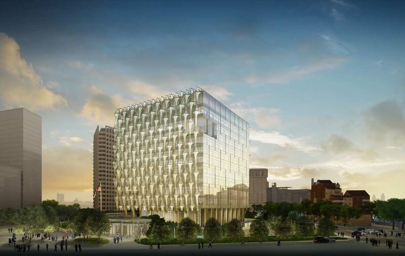 美國總統川普不滿新使館的位置和建造費,但美國駐英大使強生投書表示,新使館是「史上最先進」,而且沒花納稅人一分錢。 美國總統川普不滿新使館的位置和建造費,但美國駐英大使強生投書表示,新使館是「史上最先進」,而且沒花納稅人一分錢。