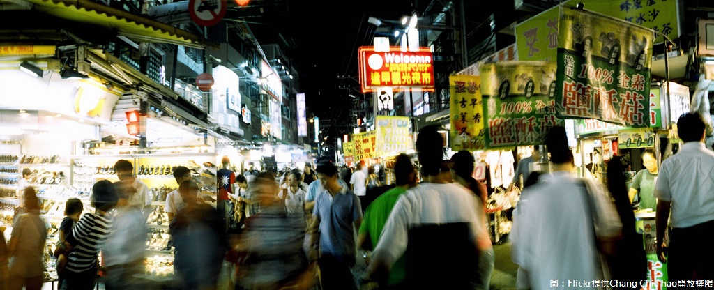 近日台中市政府為提升觀光朋友服務品質,輔導逢甲夜市協助升級其全區無線WIFI、電子支付系統等軟硬體建設,獲得品牌市集及4星優良市集。 近日台中市政府為提升觀光朋友服務品質,輔導逢甲夜市協助升級其全區無線WIFI、電子支付系統等軟硬體建設,獲得品牌市集及4星優良市集。