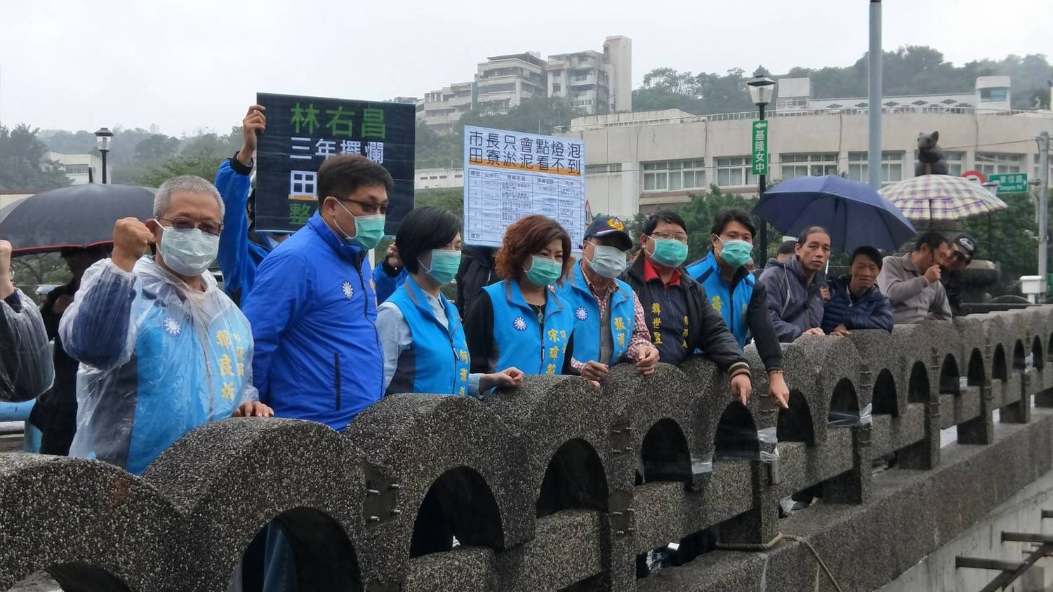 議長宋瑋莉質疑基隆市長林右昌上任以來未針對田寮河積極清淤,痛批「唬爛市長」。 議長宋瑋莉質疑基隆市長林右昌上任以來未針對田寮河積極清淤,痛批「唬爛市長」。