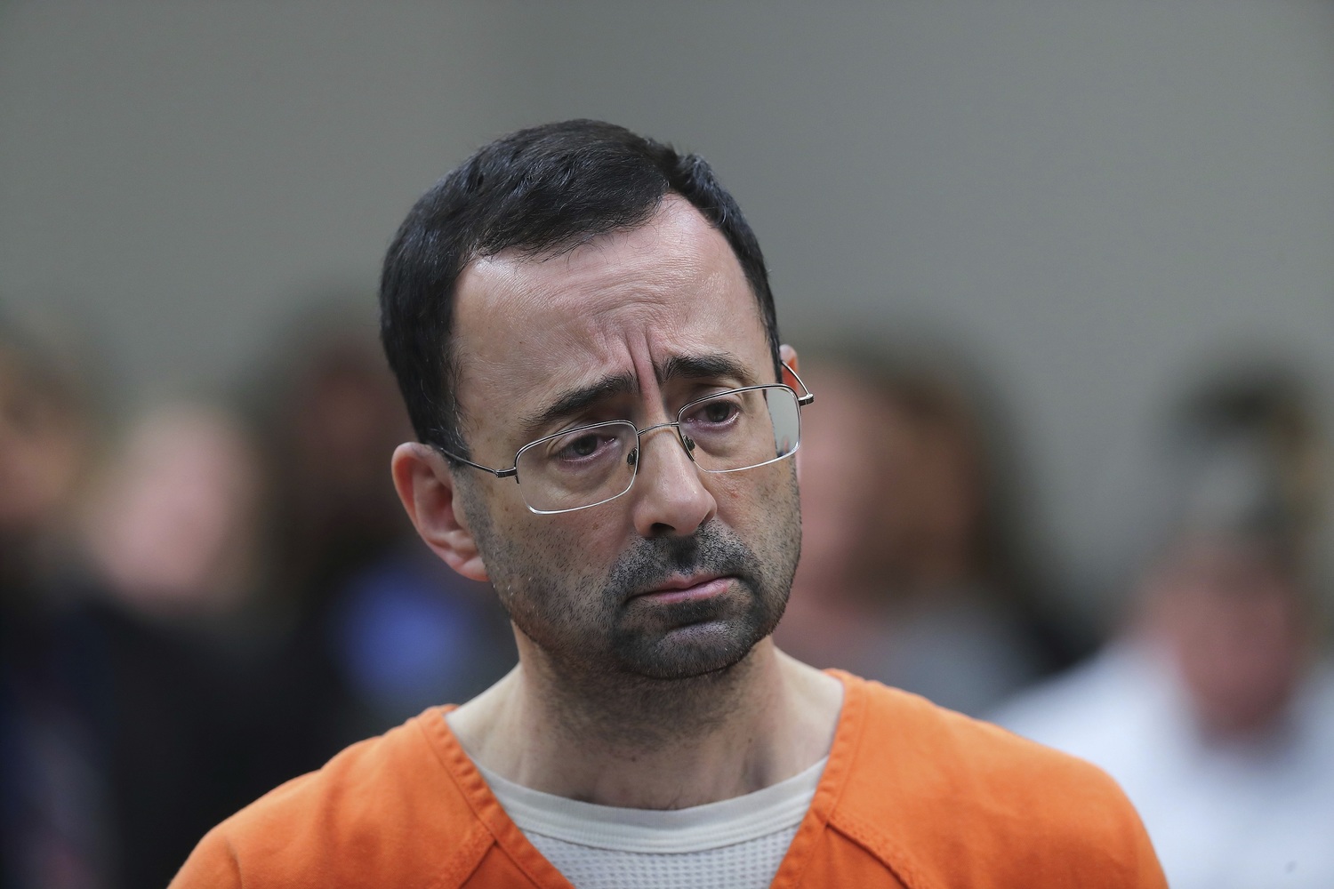 已有超過100名受害者站出來,指控前美國體操聯盟(USA Gymnastics)隊醫納沙(Larry Nassar)性侵。 圖 : 達志影像/美聯社 已有超過100名受害者站出來,指控前美國體操聯盟(USA Gymnastics)隊醫納沙(Larry Nassar)性侵。 圖 : 達志影像/美聯社