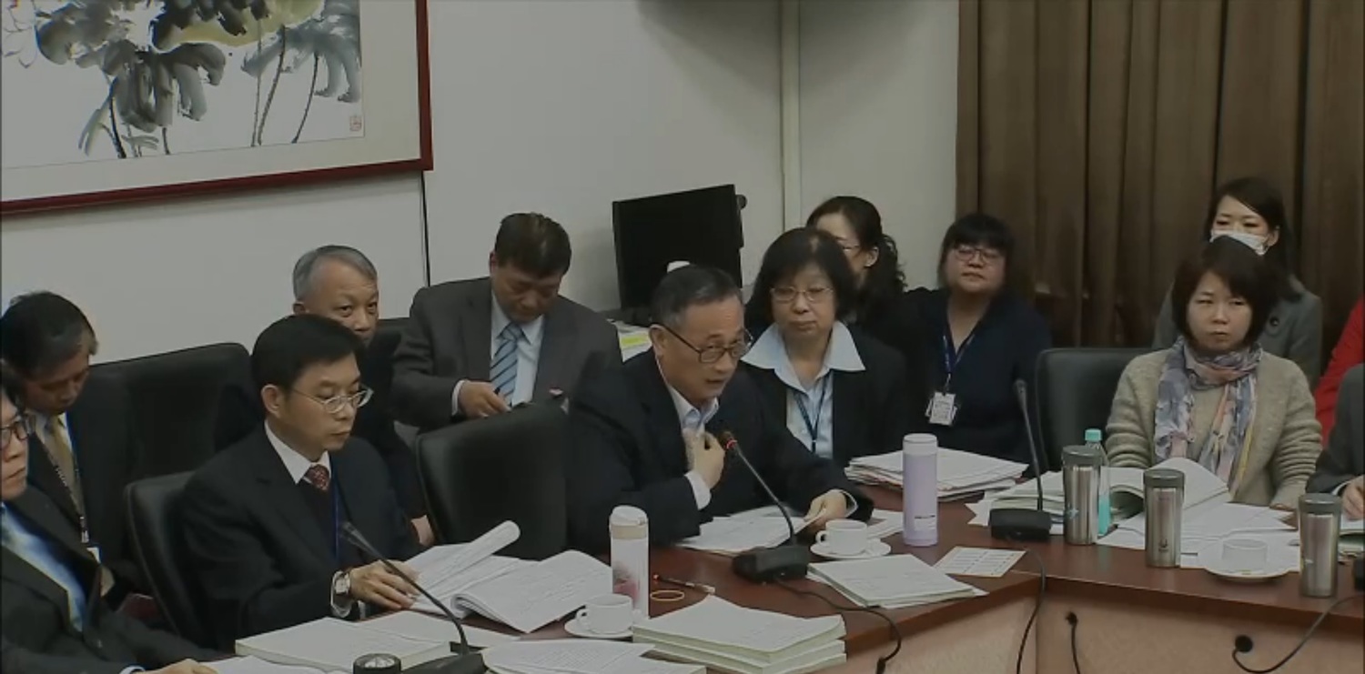 協商完內政部預算後,開始處理內政部警政署預算,警政署長陳家欽出席。 圖:翻拍自立法院直播 協商完內政部預算後,開始處理內政部警政署預算,警政署長陳家欽出席。 圖:翻拍自立法院直播