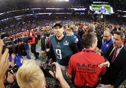 這場超級盃的MVP(最有價值球員)得主是老鷹四分衛福爾斯(Nick Foles)。 圖:達志影像/美聯社 這場超級盃的MVP(最有價值球員)得主是老鷹四分衛福爾斯(Nick Foles)。 圖:達志影像/美聯社