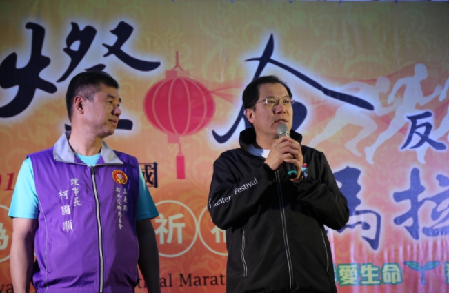 吳芳銘指出,跑者們早上運動可以領略嘉義的白天之美,晚上則來體驗最有創意的台灣燈會,一次享受嘉義的晝夜風光,雙重滿足。 圖:取自嘉義縣政府官網 吳芳銘指出,跑者們早上運動可以領略嘉義的白天之美,晚上則來體驗最有創意的台灣燈會,一次享受嘉義的晝夜風光,雙重滿足。 圖:取自嘉義縣政府官網