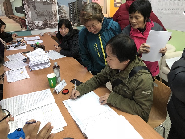 斯文里辦公處到場協助。 圖:台北市政府新工處/提供 斯文里辦公處到場協助。 圖:台北市政府新工處/提供