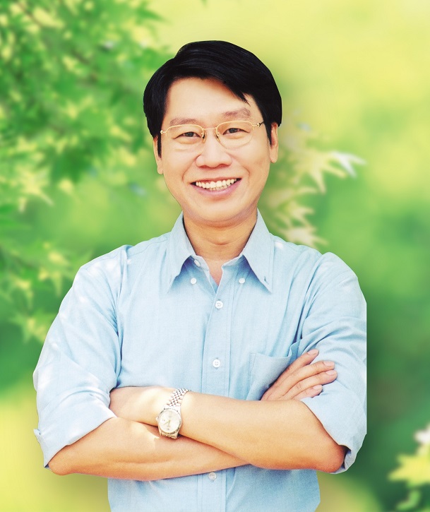 爭取國民黨提名參選議員的汐止區新人廖先翔,從汐止跑步到位於板橋的市黨部完成登記手續。 爭取國民黨提名參選議員的汐止區新人廖先翔,從汐止跑步到位於板橋的市黨部完成登記手續。