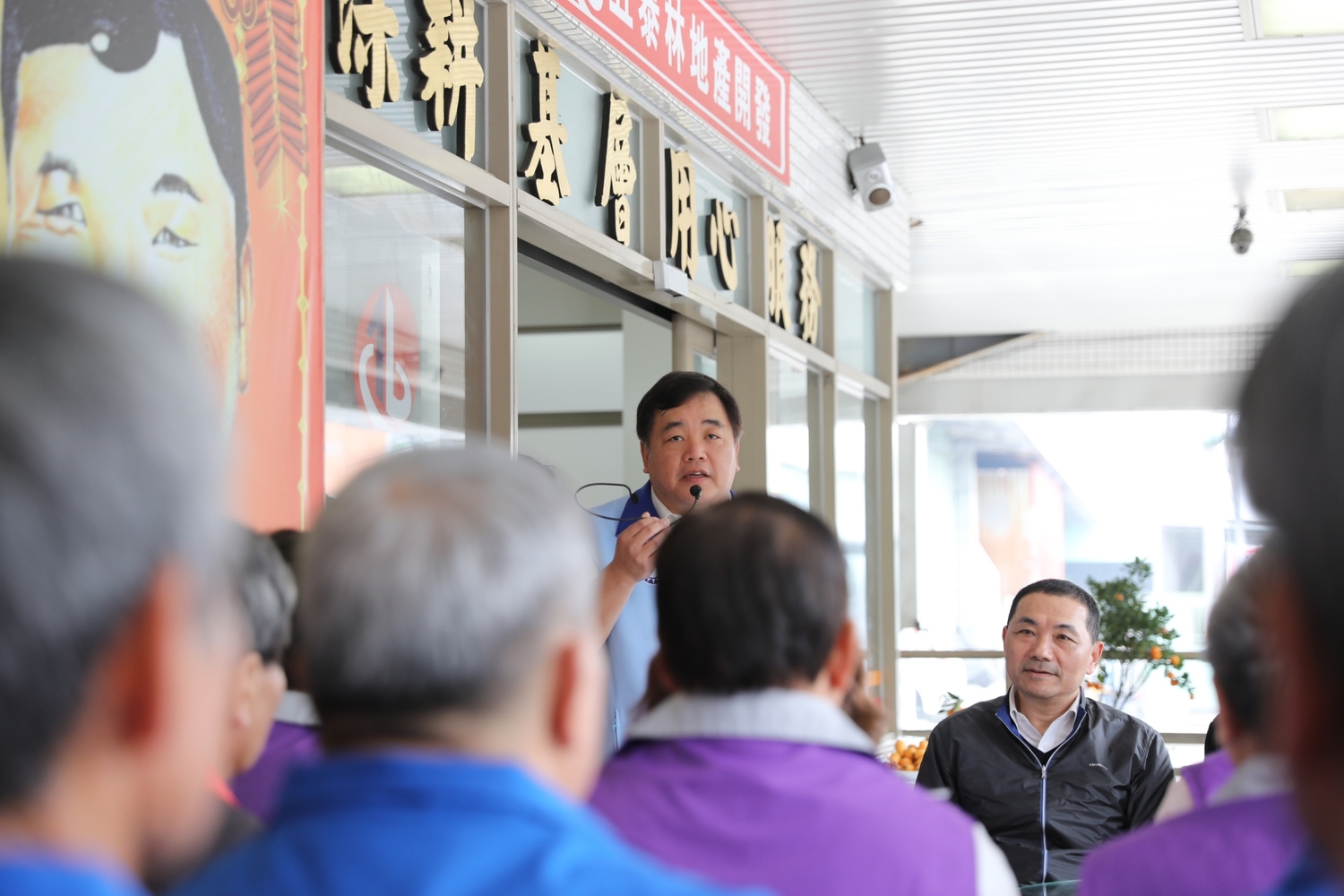 侯友宜表示基層警察最了解基層大小事情,同為警界出身,宋明宗可以當好議員,他也可以當好市長。 侯友宜表示基層警察最了解基層大小事情,同為警界出身,宋明宗可以當好議員,他也可以當好市長。