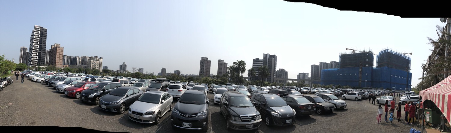 今天一早彩芋季的停車場—文中三停車場,已停滿超過1000輌車。 圖:桃園市政府提供 今天一早彩芋季的停車場—文中三停車場,已停滿超過1000輌車。 圖:桃園市政府提供