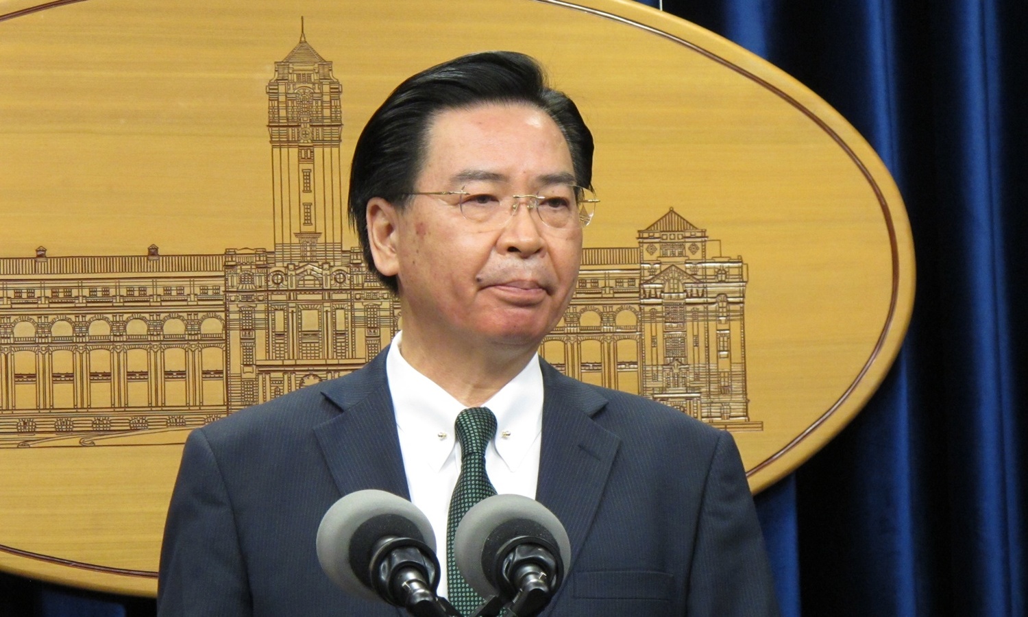 敘利亞日前傳出當局疑似對反抗軍進行化學武器攻擊,台灣外交部也發表聲明,鄭重強調我國追求捍衛人權的決心,大力譴責任何化武攻擊行為。 敘利亞日前傳出當局疑似對反抗軍進行化學武器攻擊,台灣外交部也發表聲明,鄭重強調我國追求捍衛人權的決心,大力譴責任何化武攻擊行為。