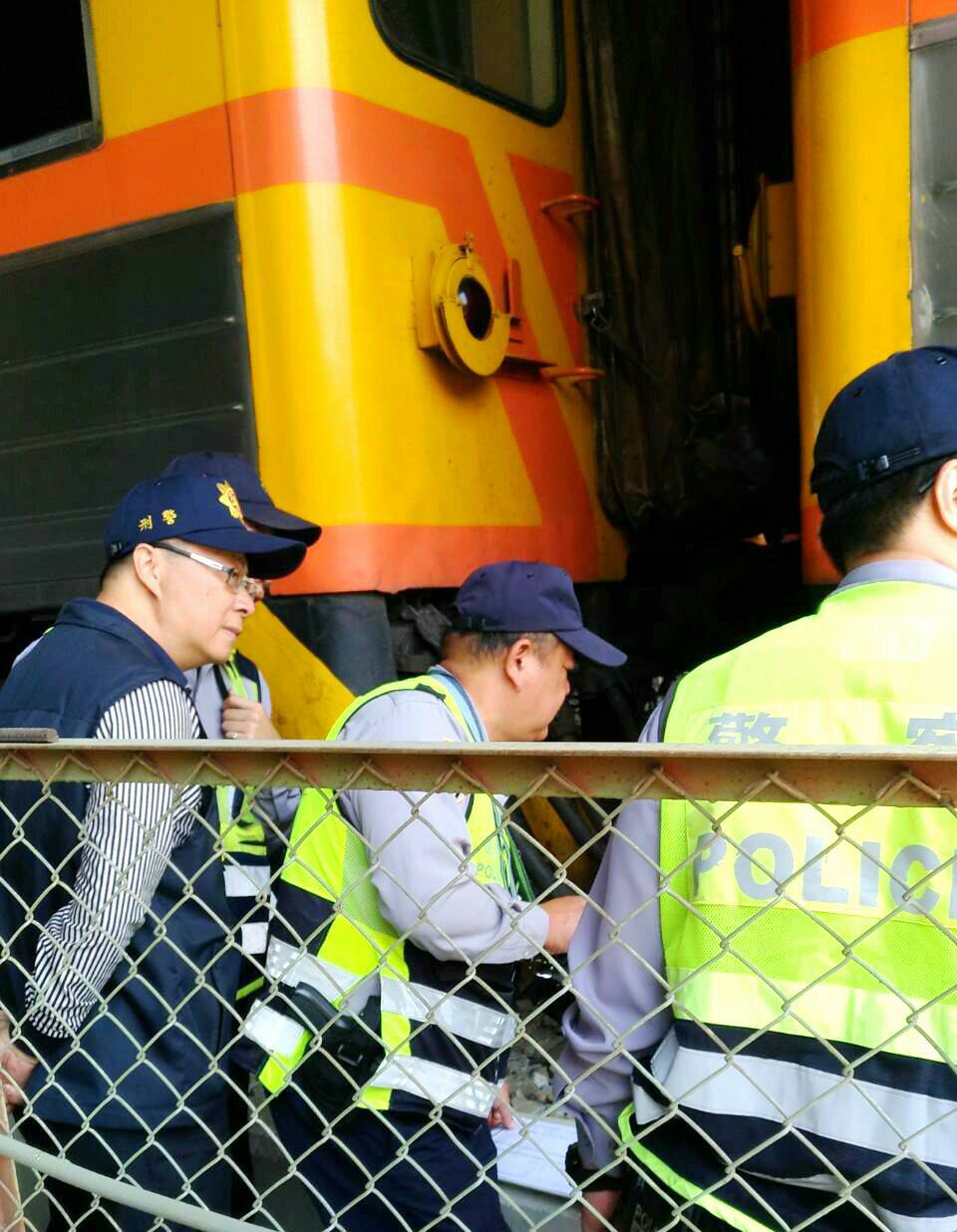 由於事故發生目前以東正線單線行車。 圖:台鐵提供 由於事故發生目前以東正線單線行車。 圖:台鐵提供