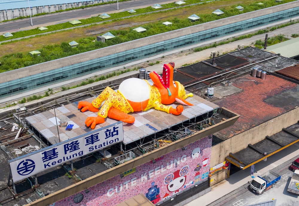 基隆車站也可見各式大型裝置藝術,相當具有話題性! 圖:基隆市政府提供 基隆車站也可見各式大型裝置藝術,相當具有話題性! 圖:基隆市政府提供