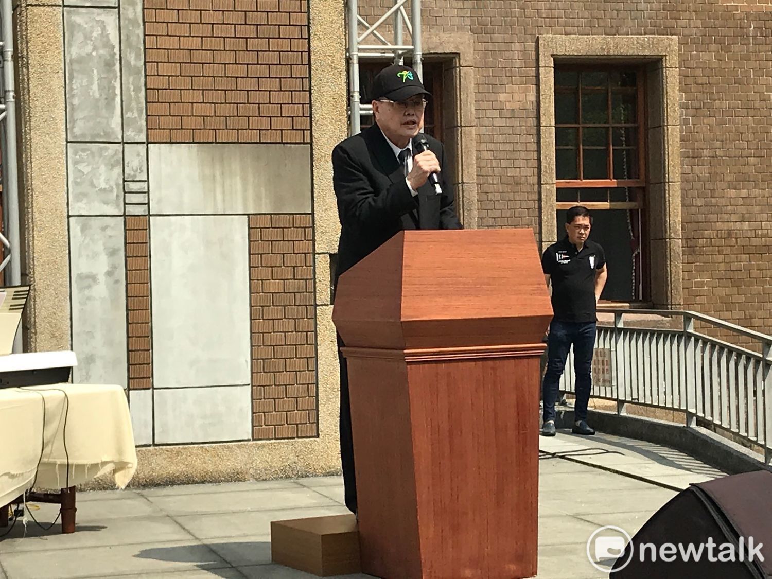 台灣228關懷總會執行長潘信行。 圖 : 周煊惠 / 攝 台灣228關懷總會執行長潘信行。 圖 : 周煊惠 / 攝