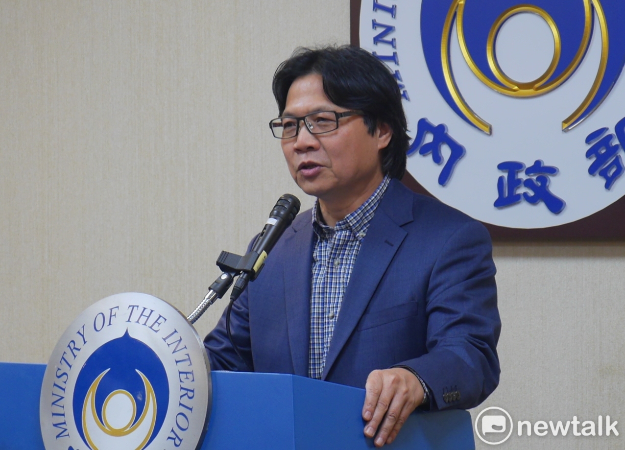葉俊榮10日下午召開記者會對外說明,自己受浙江大學光華法學院副院長朱新力之邀,進行27天的短期講學。 葉俊榮10日下午召開記者會對外說明,自己受浙江大學光華法學院副院長朱新力之邀,進行27天的短期講學。