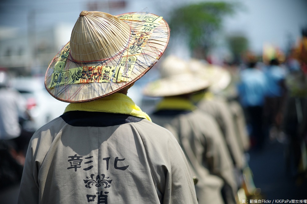 大甲媽祖已展開9天8夜的遶境進香活動,沿途有著許多嘉南田園的農村風情外,還可以跟著媽祖的腳步,搜尋沿線鄉鎮的文青小旅行觀光。 大甲媽祖已展開9天8夜的遶境進香活動,沿途有著許多嘉南田園的農村風情外,還可以跟著媽祖的腳步,搜尋沿線鄉鎮的文青小旅行觀光。