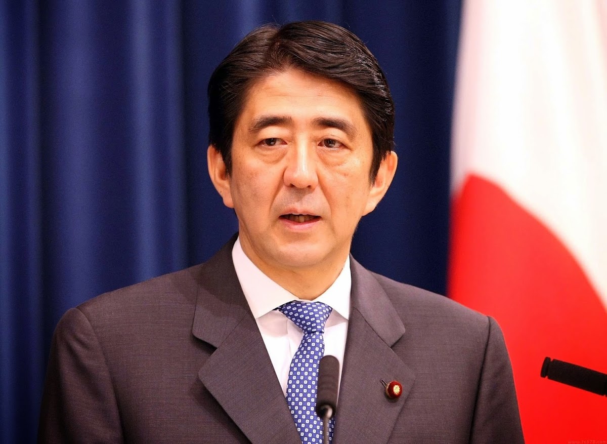根據多項日本最新民調顯示,首相安倍晉三支持率續跌,外界揣測他能否3度贏下執政自民黨黨魁大位。 根據多項日本最新民調顯示,首相安倍晉三支持率續跌,外界揣測他能否3度贏下執政自民黨黨魁大位。