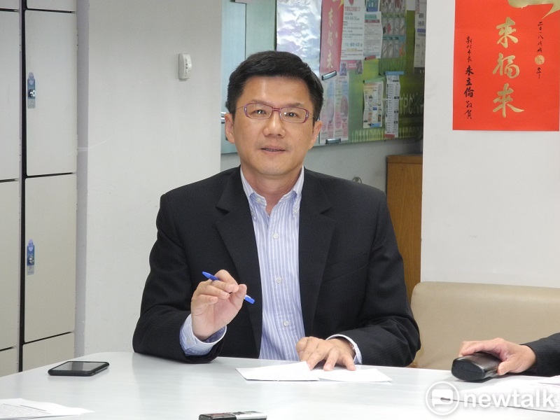 新北市府發言人張其強反批詹順貴才是「為『強詞奪理』下了新註解」。 圖:王峻昌/攝 新北市府發言人張其強反批詹順貴才是「為『強詞奪理』下了新註解」。 圖:王峻昌/攝