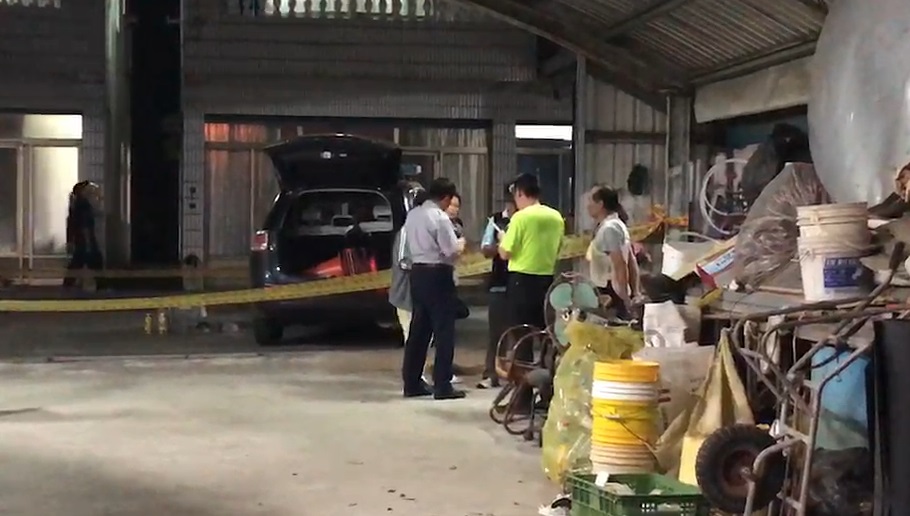 台南市南化區北寮驚傳3屍凶殺案,警方封鎖現場調查。 台南市南化區北寮驚傳3屍凶殺案,警方封鎖現場調查。