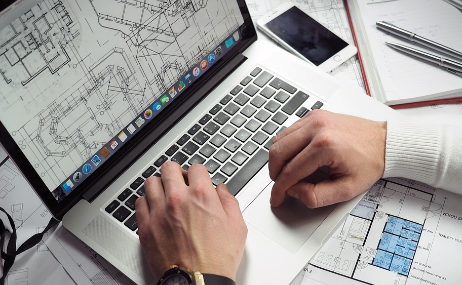 蘋果因 MacBook 以及 NacBook Pro 的蝶式鍵盤在美國遭到集體訴訟。(圖:示意圖) 蘋果因 MacBook 以及 NacBook Pro 的蝶式鍵盤在美國遭到集體訴訟。(圖:示意圖)