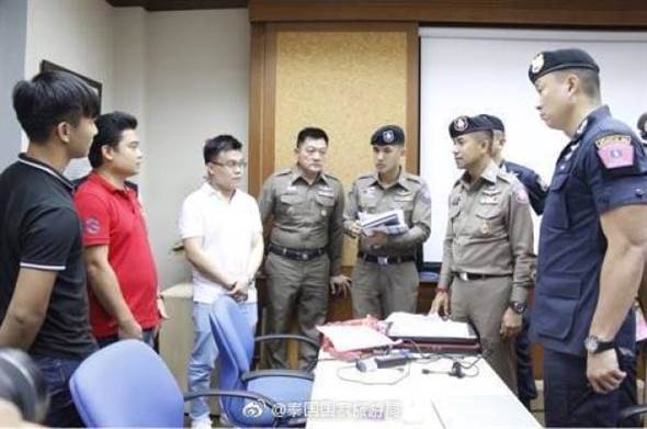泰國旅遊局公布逮捕中國籍無照導遊的圖片。 泰國旅遊局公布逮捕中國籍無照導遊的圖片。