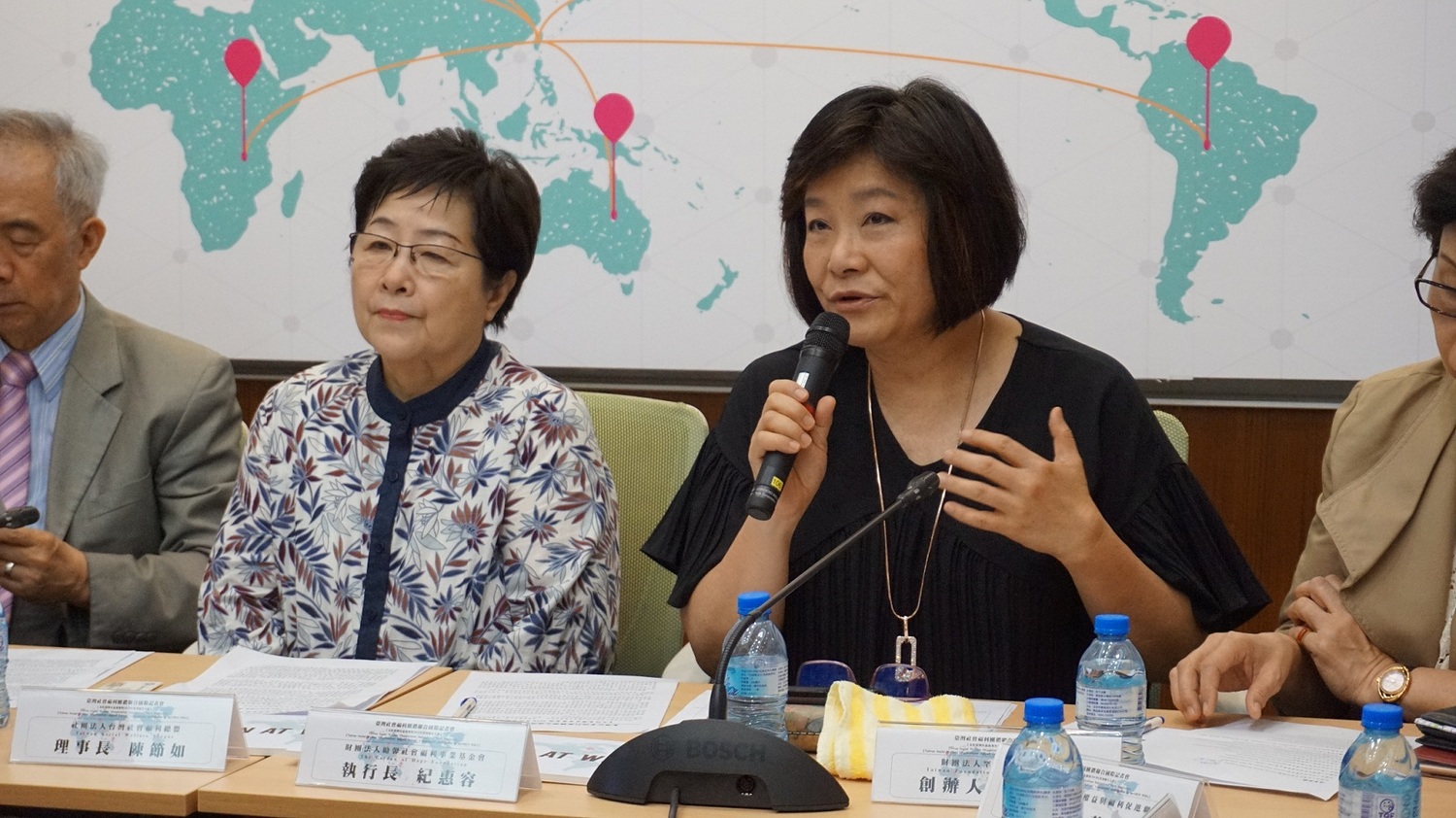 總計22個社福團體,連署請求台灣能加入WHA。 總計22個社福團體,連署請求台灣能加入WHA。