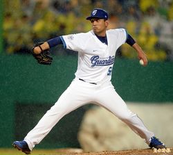 中華職棒富邦悍將投手黃勝雄遭媒體爆料家暴、外遇,富邦球團今天決定將黃勝雄釋出。 中華職棒富邦悍將投手黃勝雄遭媒體爆料家暴、外遇,富邦球團今天決定將黃勝雄釋出。
