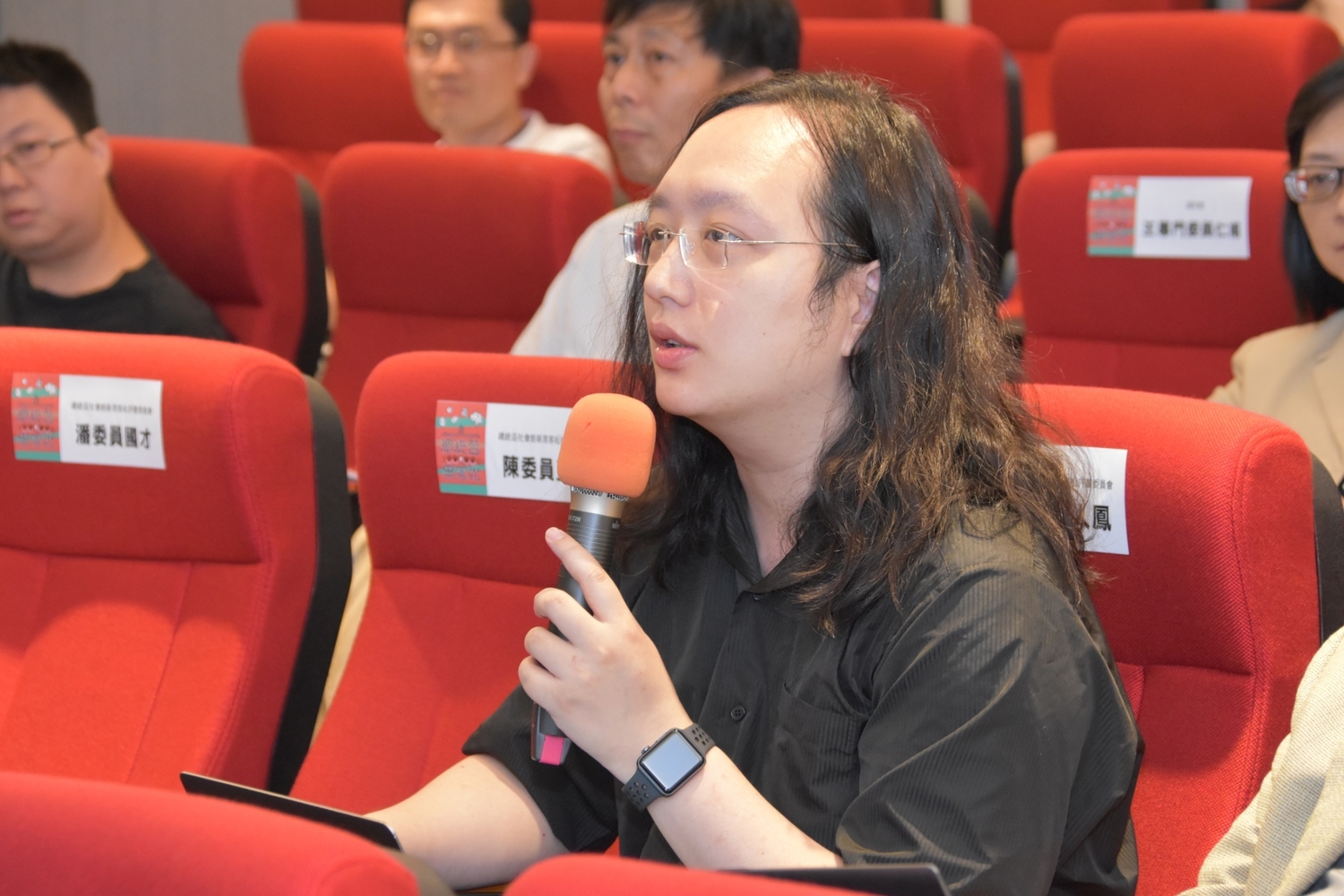 首屆「總統盃社會創新黑客松」競賽於今(21)日公布前十名複選提案名單,將於6月2日舉行決選暨頒獎典禮,選出5隊卓越團隊,落實提案。 圖:中華文化總會/提供 首屆「總統盃社會創新黑客松」競賽於今(21)日公布前十名複選提案名單,將於6月2日舉行決選暨頒獎典禮,選出5隊卓越團隊,落實提案。 圖:中華文化總會/提供