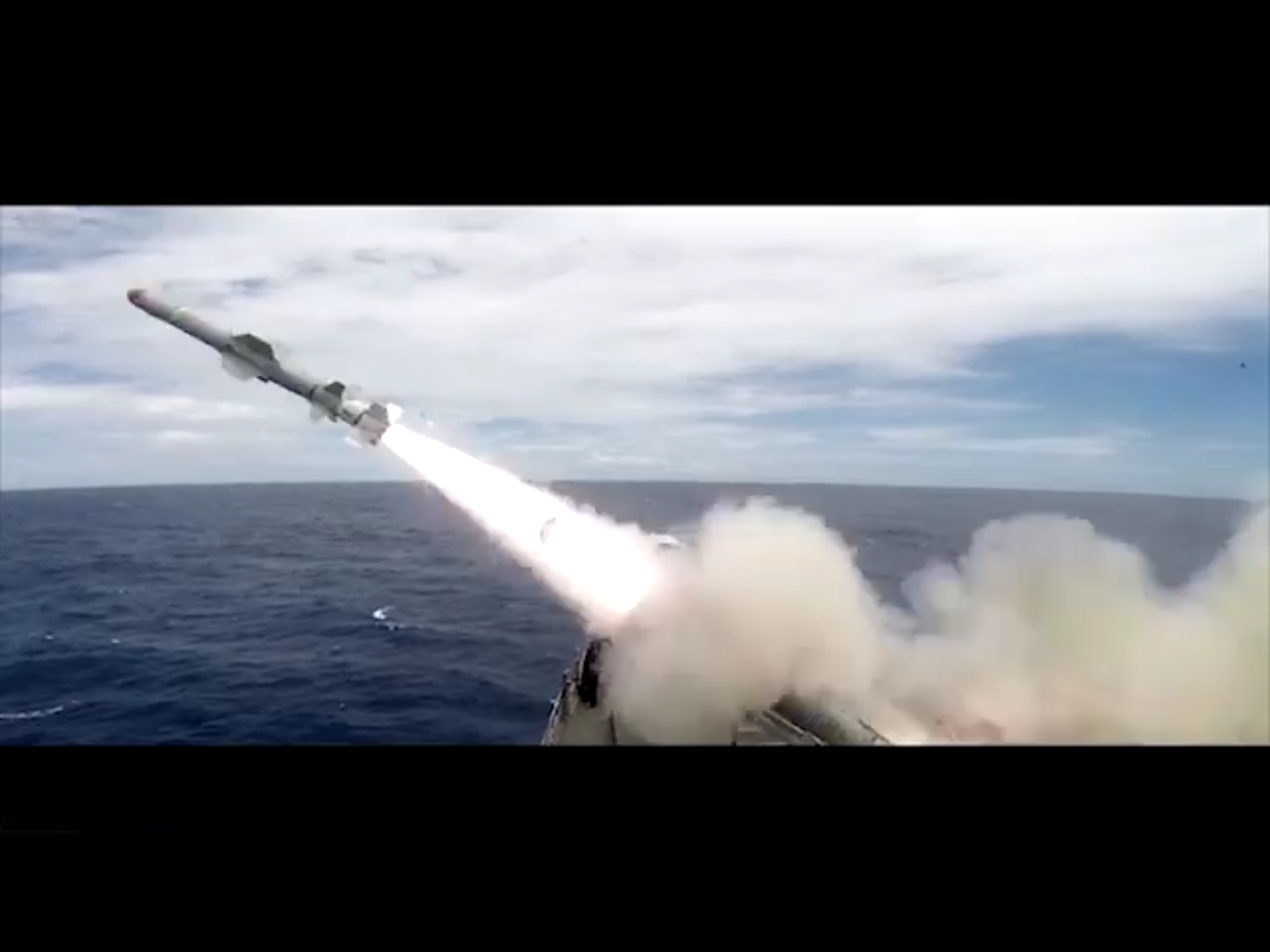這項號稱全球規模最大海軍演習一般以珍珠港為主場,時間長達數週。圖為2016年演習影片截圖。 圖:翻攝自環太平洋軍事演習 (RimofthePacific)臉書 這項號稱全球規模最大海軍演習一般以珍珠港為主場,時間長達數週。圖為2016年演習影片截圖。 圖:翻攝自環太平洋軍事演習 (RimofthePacific)臉書