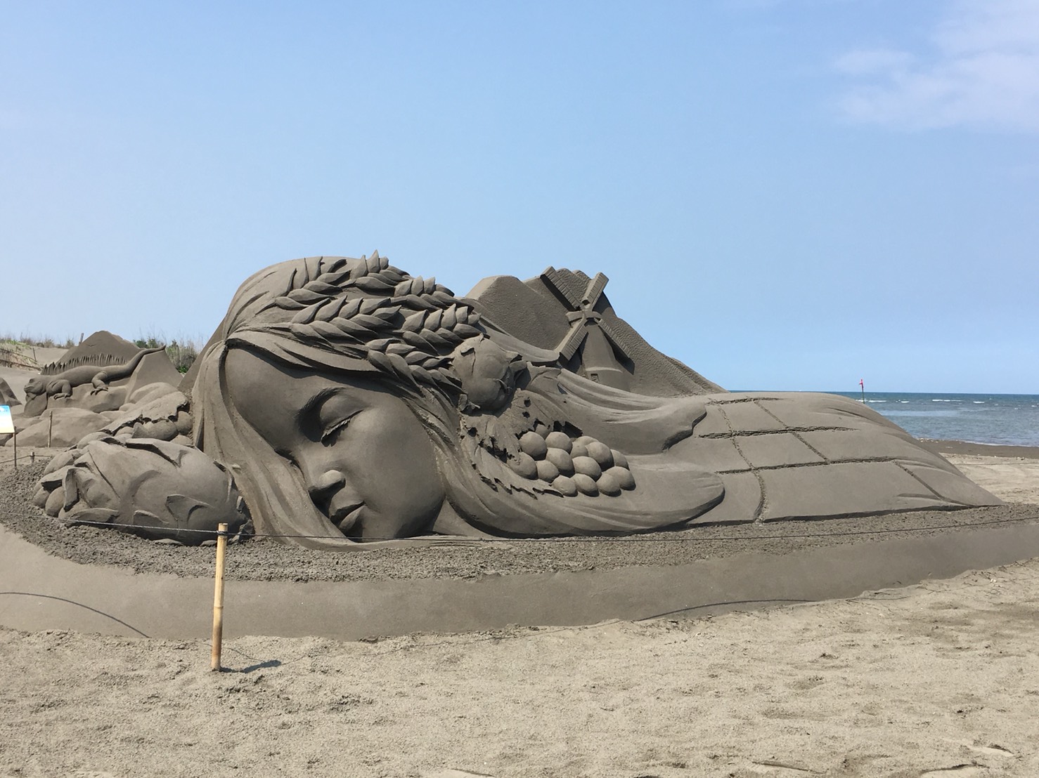 今年的「大安沙雕音樂季」共有16個主題、20座沙雕作品。 圖:台中市觀光局/提供 今年的「大安沙雕音樂季」共有16個主題、20座沙雕作品。 圖:台中市觀光局/提供