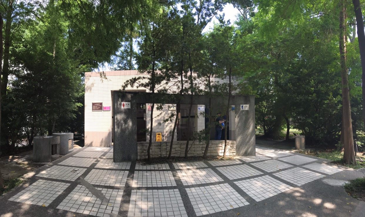 大安森林公園第5、6號公廁打造全台首座智慧公廁。 圖:台北市工務局提供 大安森林公園第5、6號公廁打造全台首座智慧公廁。 圖:台北市工務局提供