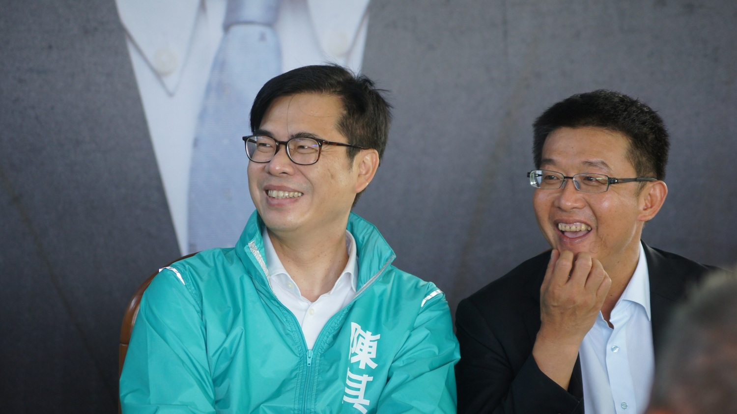 陳其邁希望加速仁武產業園區的推動,讓周邊工廠可以進駐,促進在地產業群聚及轉型。 陳其邁希望加速仁武產業園區的推動,讓周邊工廠可以進駐,促進在地產業群聚及轉型。