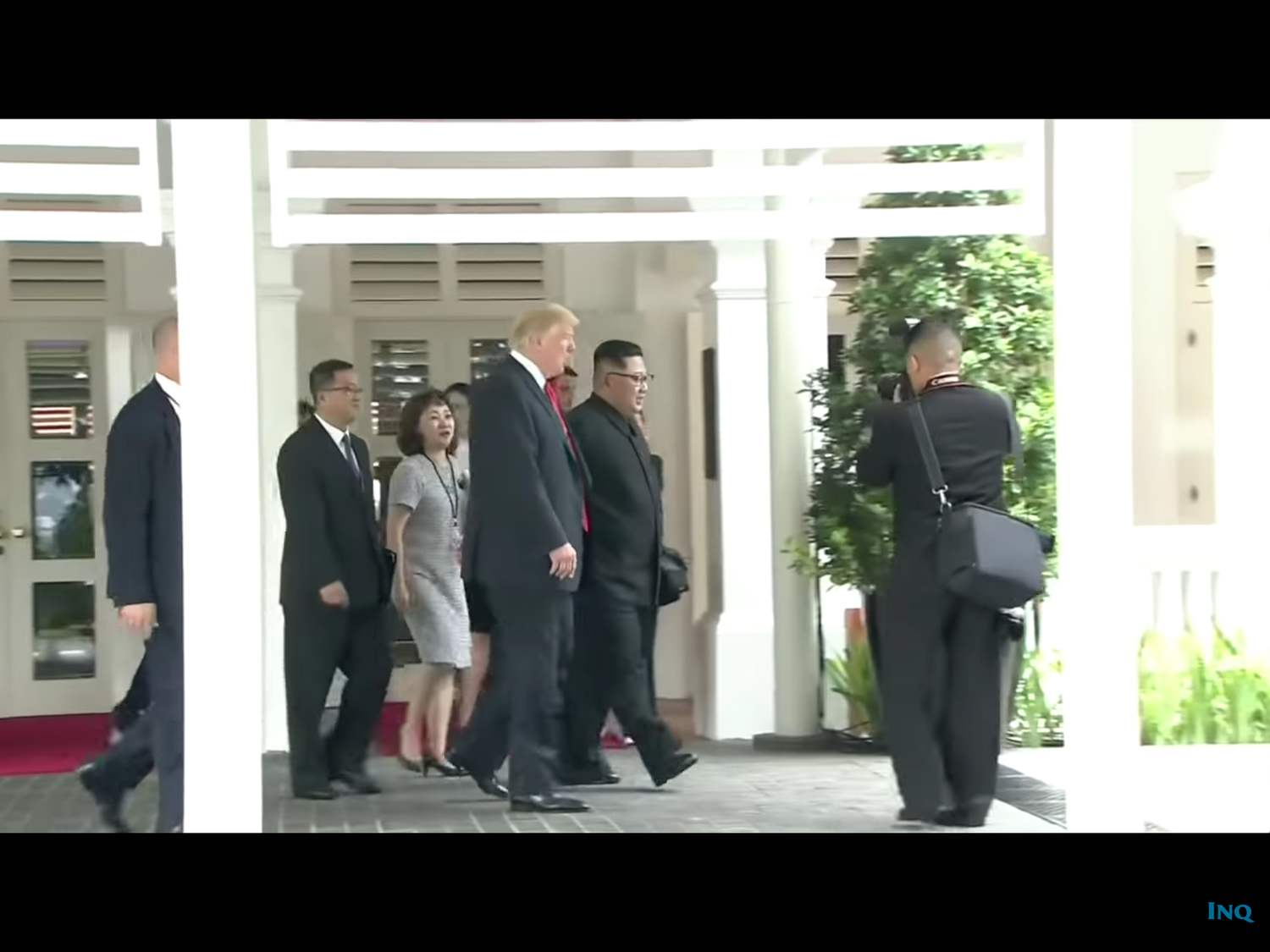 紐時指出,這場重大賭局是基於川普(中左)對自己的個性與談判本領充滿自信,但批評家懷疑局面根本毫無改變,平壤政權主要靠威脅毀滅世界的能力生存至今,金正恩(中右)將不願放棄這一切。
紐時指出,這場重大賭局是基於川普(中左)對自己的個性與談判本領充滿自信,但批評家懷疑局面根本毫無改變,平壤政權主要靠威脅毀滅世界的能力生存至今,金正恩(中右)將不願放棄這一切。