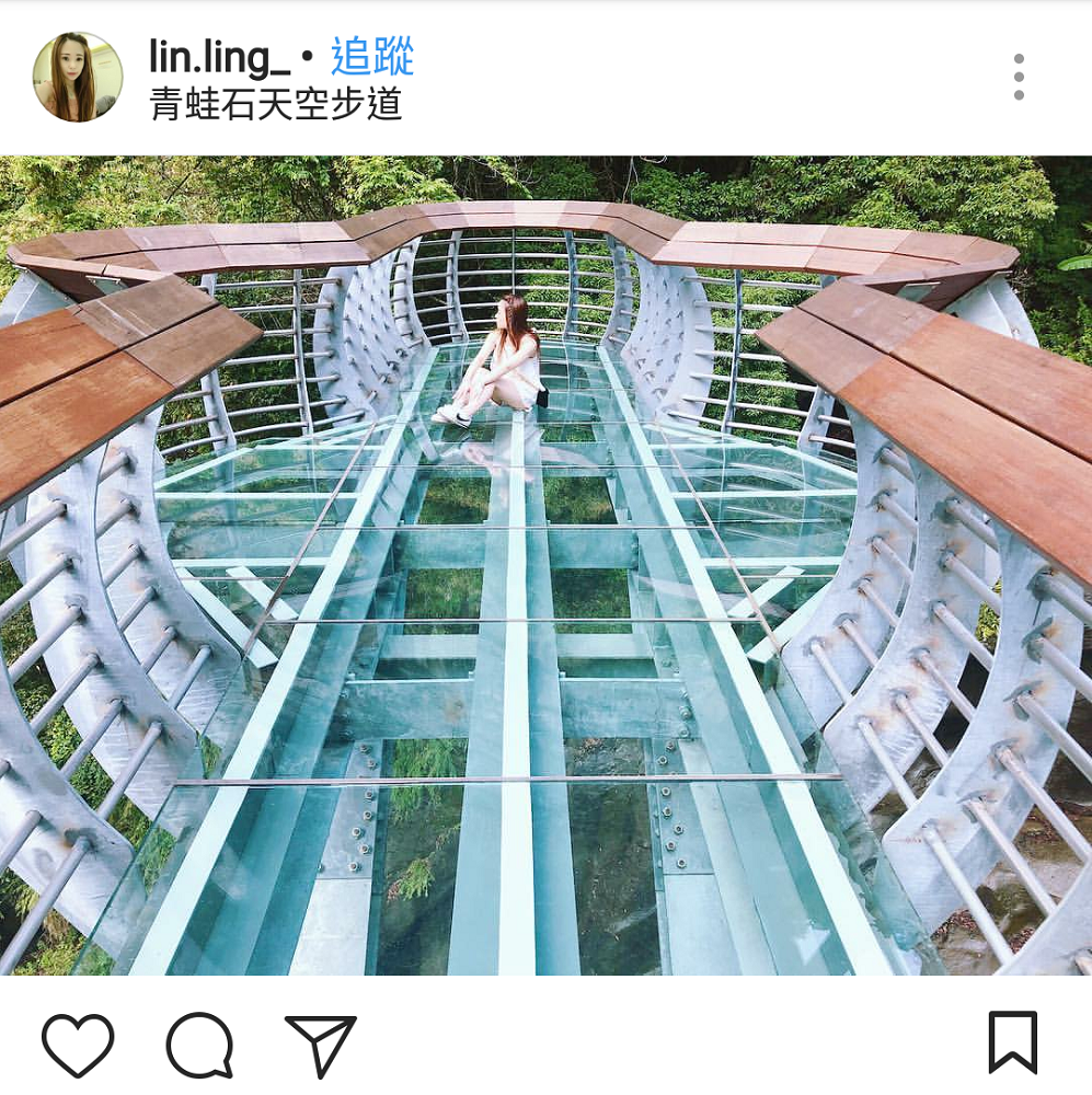 位在新竹縣尖石鄉錦屏村「那羅溪」的青蛙石天空步道,是今年(107)3月27日啟用,入園可以欣賞壯觀的飛瀑和美麗的那羅溪谷,沿著步道欣賞自然美景,不經有種心曠神怡之感! 圖:翻攝自instrgram/lin.ling_ 開放權限 位在新竹縣尖石鄉錦屏村「那羅溪」的青蛙石天空步道,是今年(107)3月27日啟用,入園可以欣賞壯觀的飛瀑和美麗的那羅溪谷,沿著步道欣賞自然美景,不經有種心曠神怡之感! 圖:翻攝自instrgram/lin.ling_ 開放權限