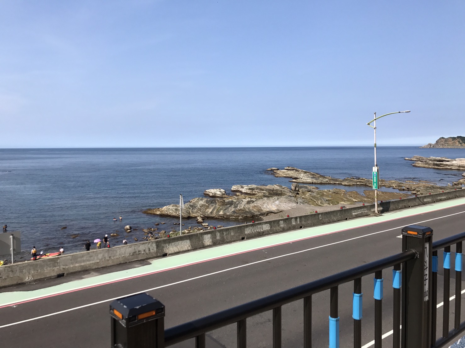 無敵魅力海景的「八斗子火車站」打卡,感受夏日北海岸的沁涼! 圖:新北市政府提供 無敵魅力海景的「八斗子火車站」打卡,感受夏日北海岸的沁涼! 圖:新北市政府提供