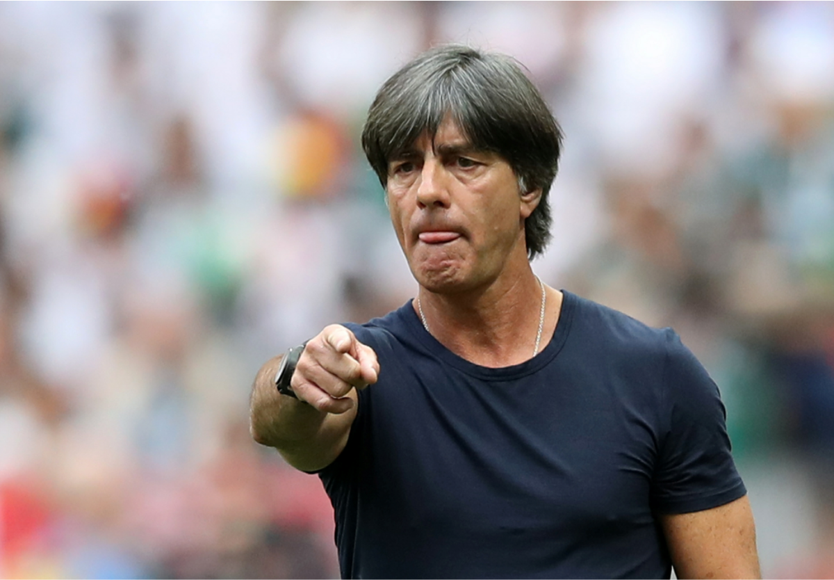 勒夫(Joachim Low ):藍色控 ,幸運衫已捐贈德國足球博物館。 圖:達志影像/路透社 勒夫(Joachim Low ):藍色控 ,幸運衫已捐贈德國足球博物館。 圖:達志影像/路透社