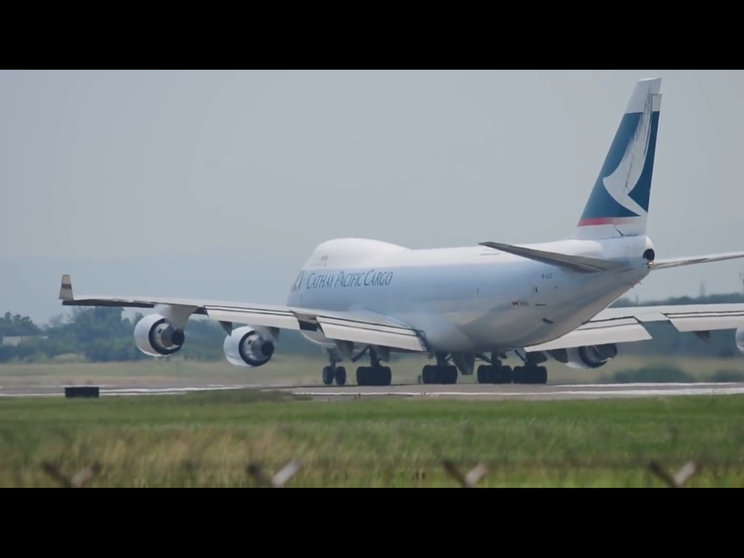 國泰航空進行資訊保安檢測時發現,約 940 萬旅客個資外洩,目前已著手進行調查。 圖:翻攝自Youtube 國泰航空進行資訊保安檢測時發現,約 940 萬旅客個資外洩,目前已著手進行調查。 圖:翻攝自Youtube
