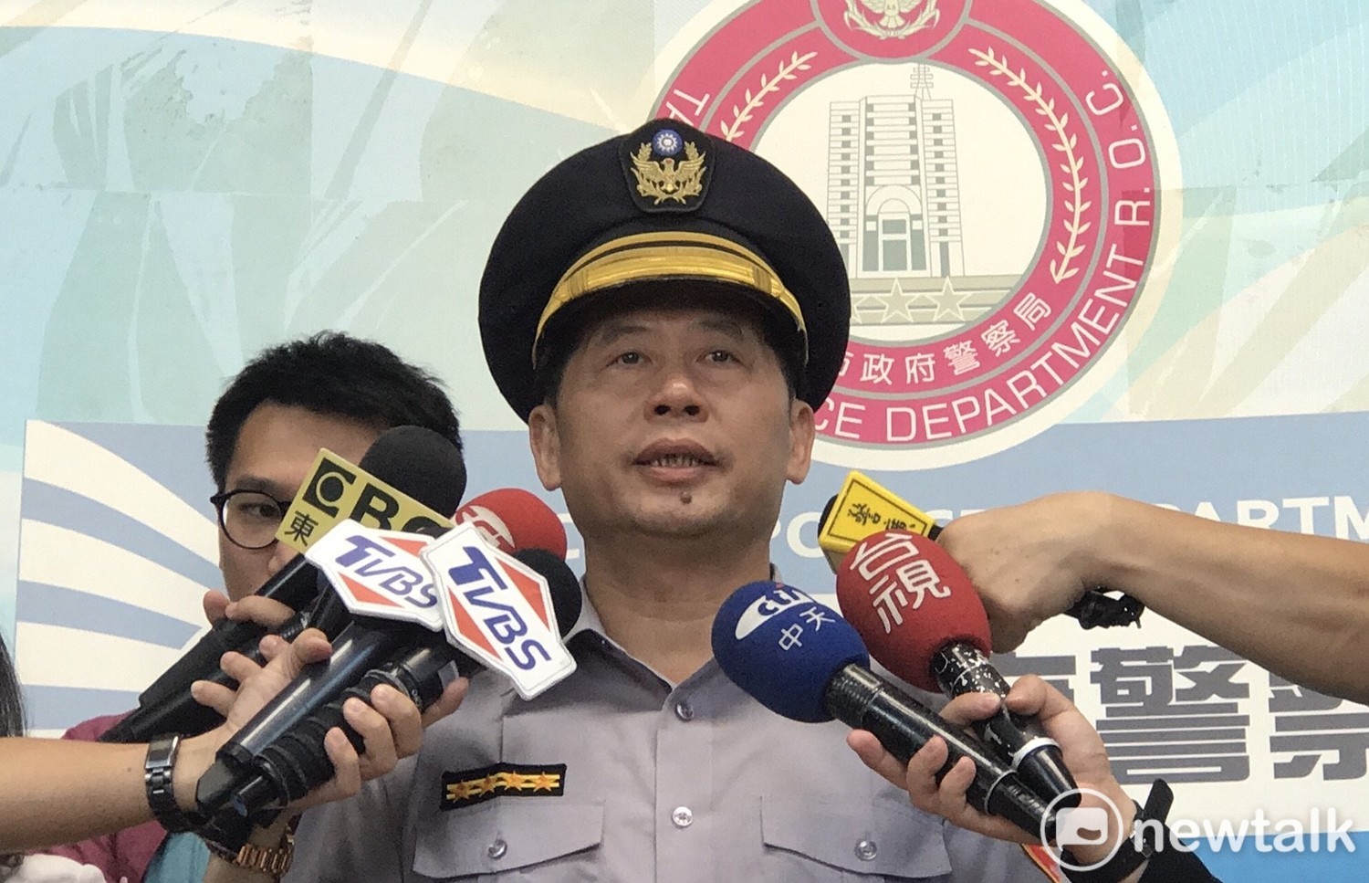 大安分局今(18)日對於台北市安和區與辛亥路槍擊案做出說明。
圖:曾薏伃/攝 大安分局今(18)日對於台北市安和區與辛亥路槍擊案做出說明。
圖:曾薏伃/攝