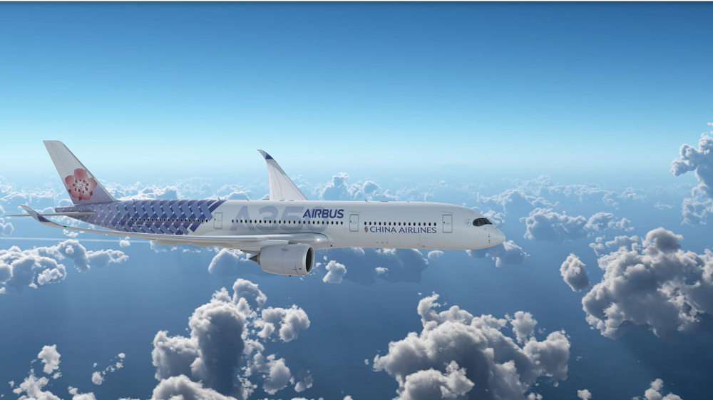 中華航空今(19)日發表與空中巴士( Airbus )合作的第14架的A350機型,編號B-18918的彩繪機身,今首度公開空中畫面。 圖:華航公司提供 中華航空今(19)日發表與空中巴士( Airbus )合作的第14架的A350機型,編號B-18918的彩繪機身,今首度公開空中畫面。 圖:華航公司提供
