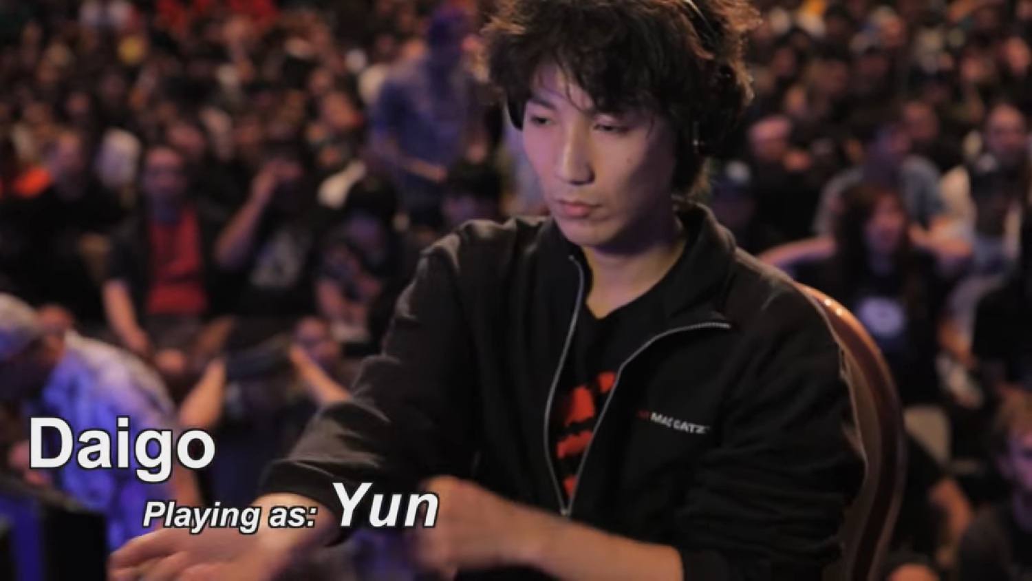 梅原大吾五月時原想使用改造後的Hitbox參加比賽,被主辦方臨時喊卡。