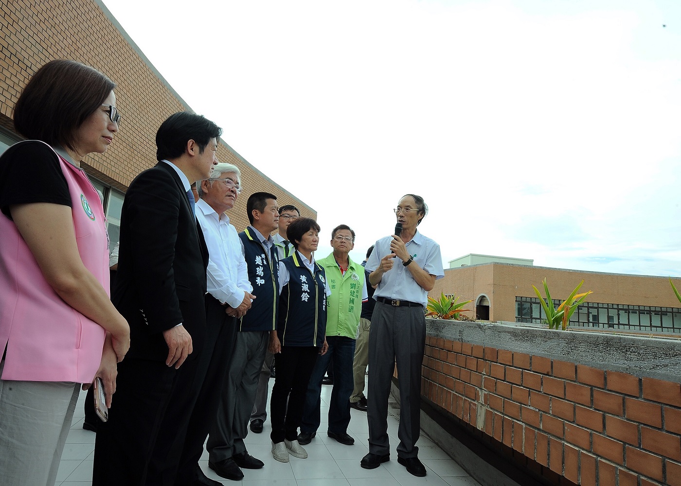 行政院長賴清德今(3)日視察台西綠能專區預定地暨漁電共生試驗辦理情形。 圖:行政院/提供 行政院長賴清德今(3)日視察台西綠能專區預定地暨漁電共生試驗辦理情形。 圖:行政院/提供